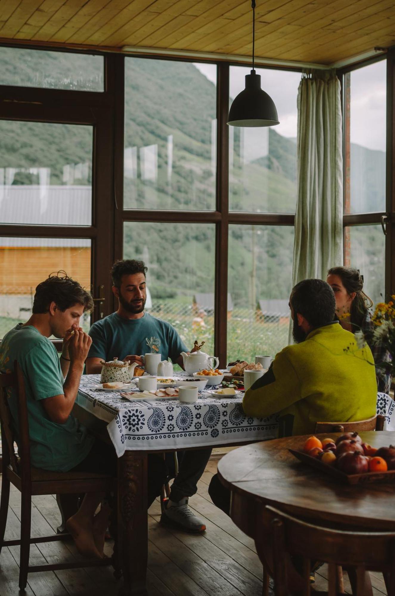 Arte In Kazbegi 호텔 외부 사진