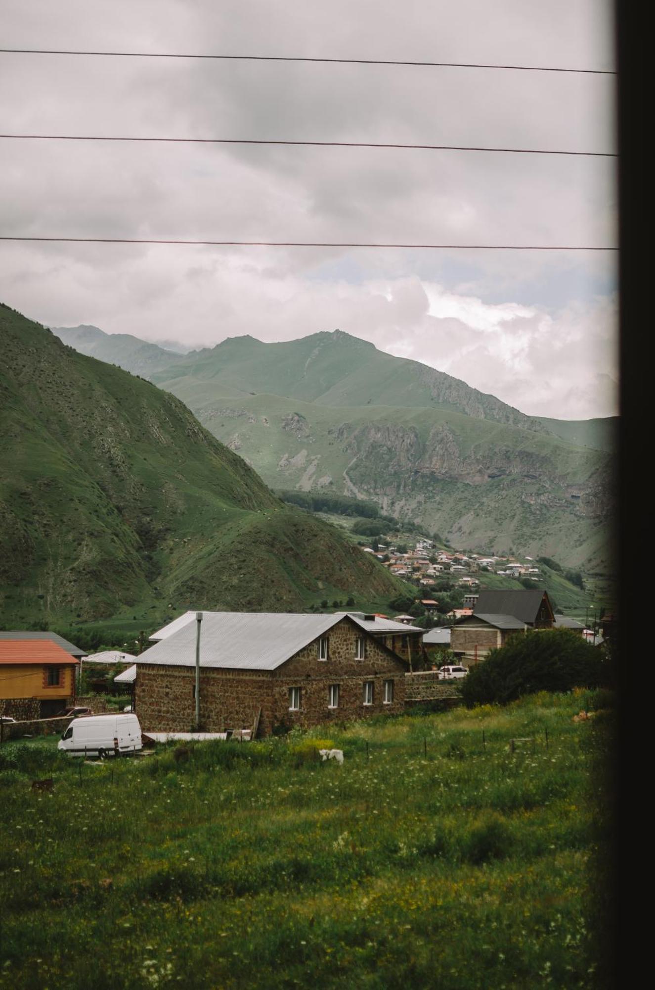 Arte In Kazbegi 호텔 외부 사진