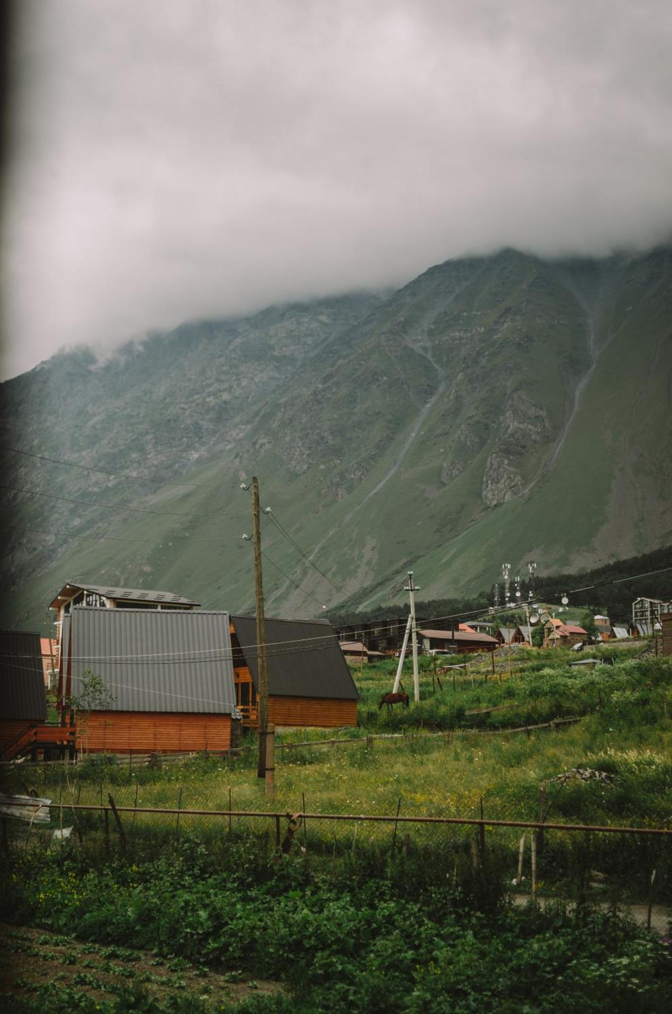 Arte In Kazbegi 호텔 외부 사진