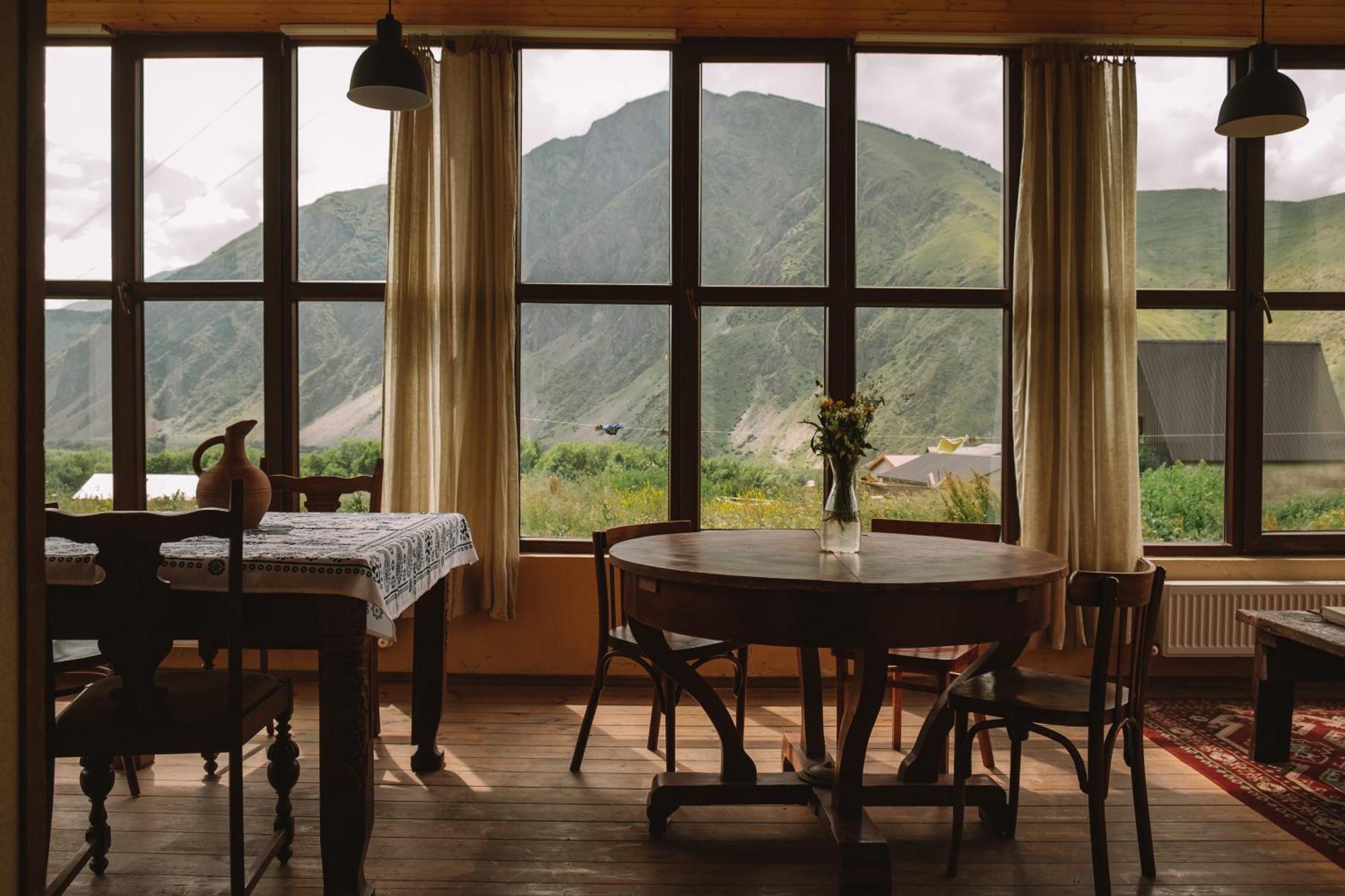 Arte In Kazbegi 호텔 외부 사진