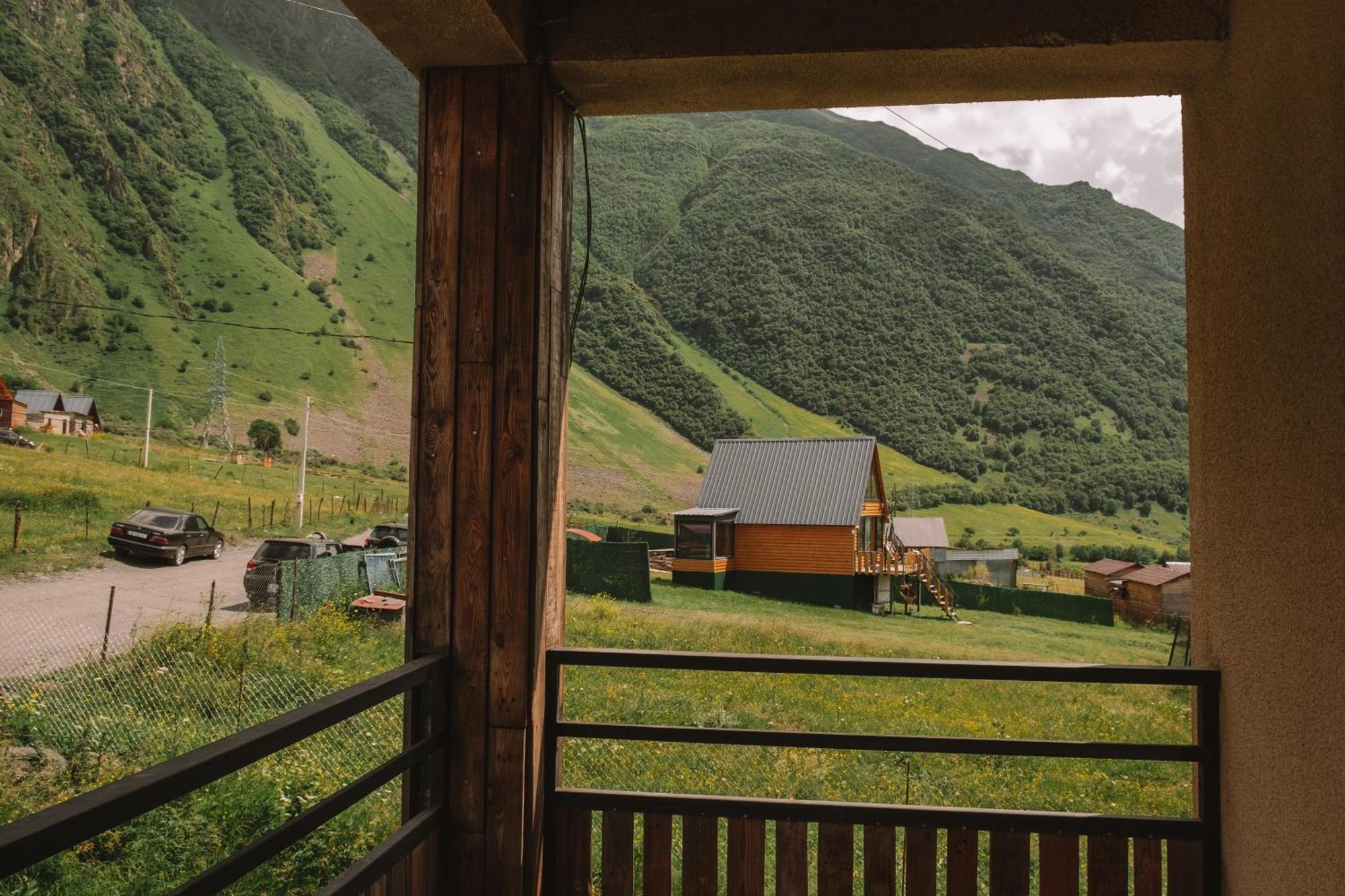 Arte In Kazbegi 호텔 외부 사진