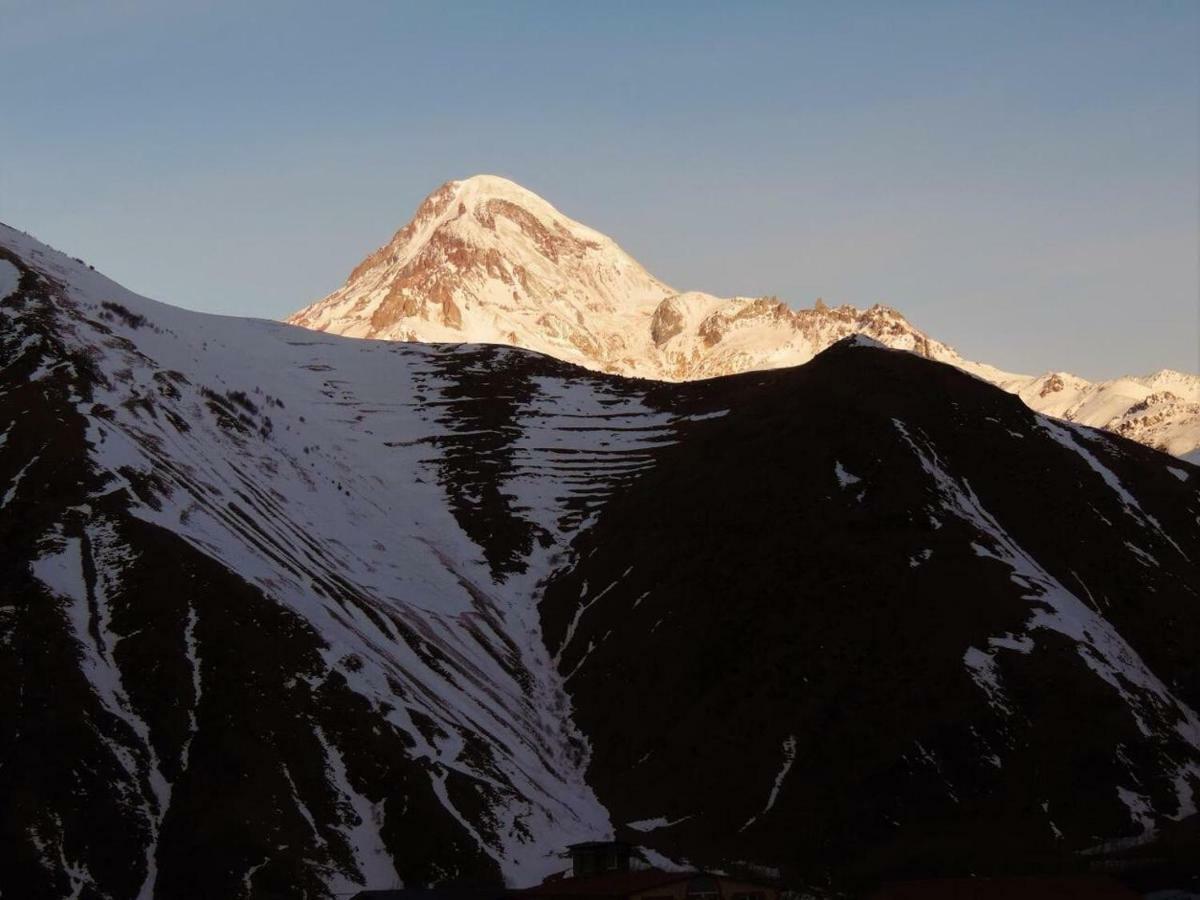 Arte In Kazbegi 호텔 외부 사진
